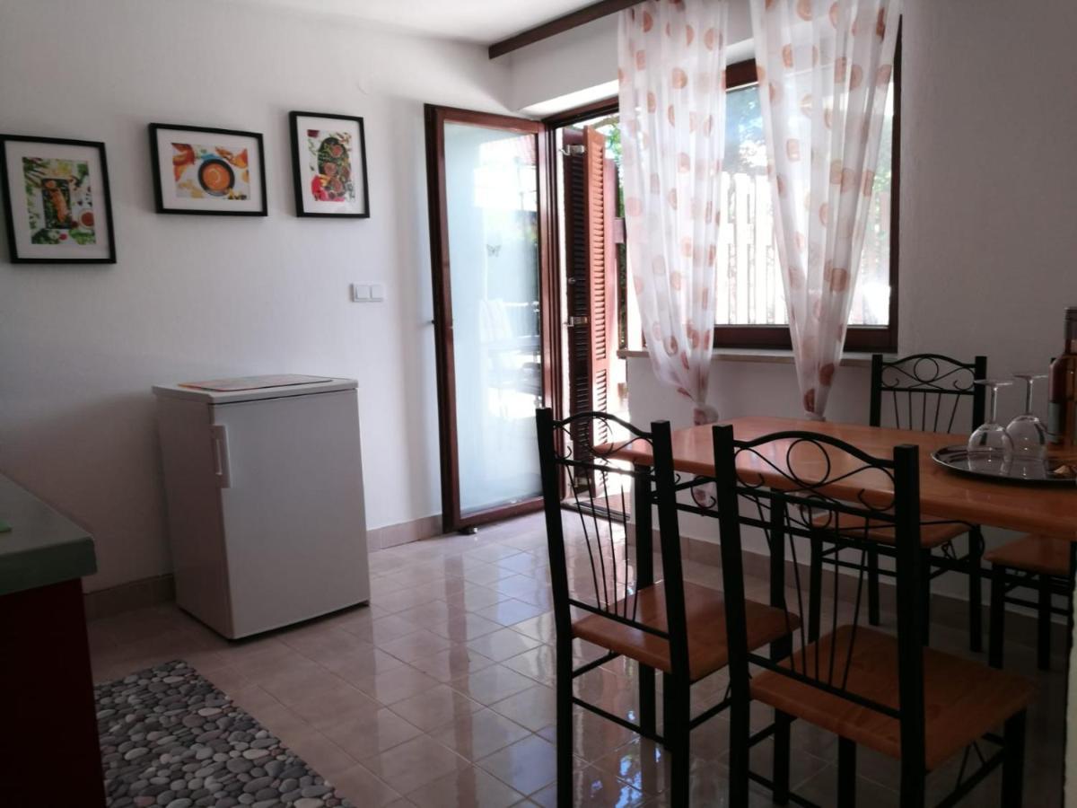 Ferienhaus Bozena Appartment 2 Врсар Екстер'єр фото