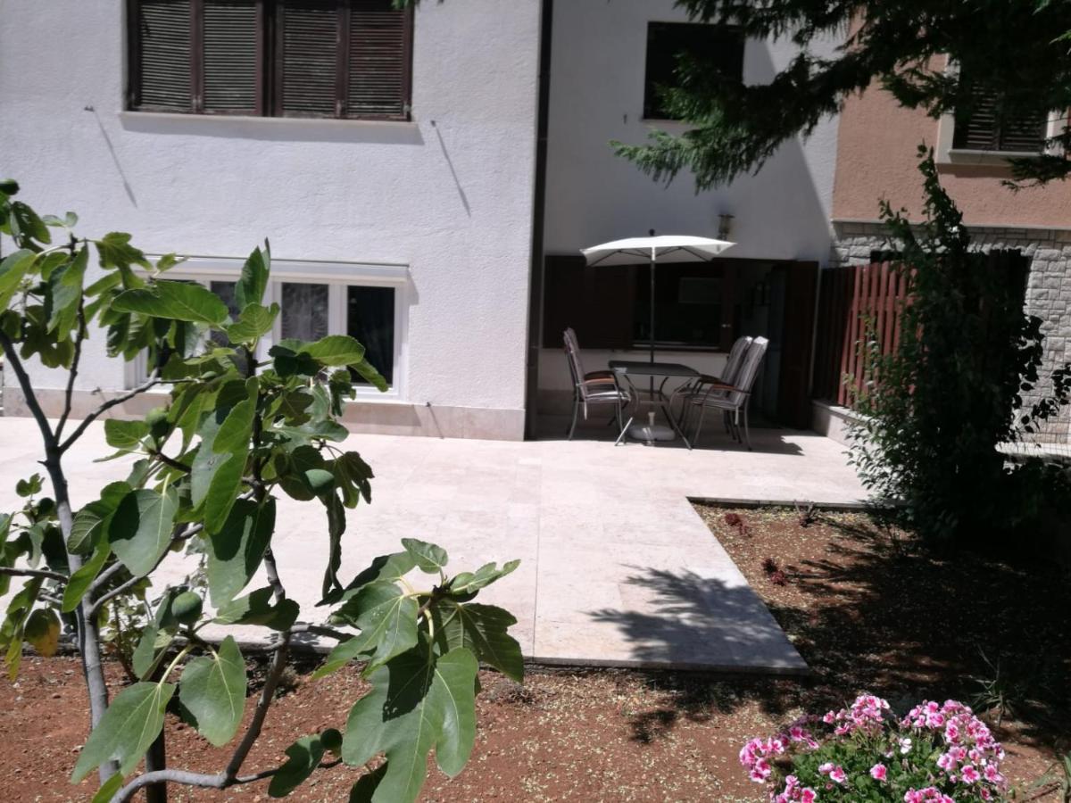 Ferienhaus Bozena Appartment 2 Врсар Екстер'єр фото